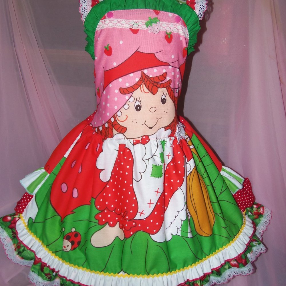 Strawberry Shortcake Vintage RARE Fabric Girl Dress Size 5t/6 NEW